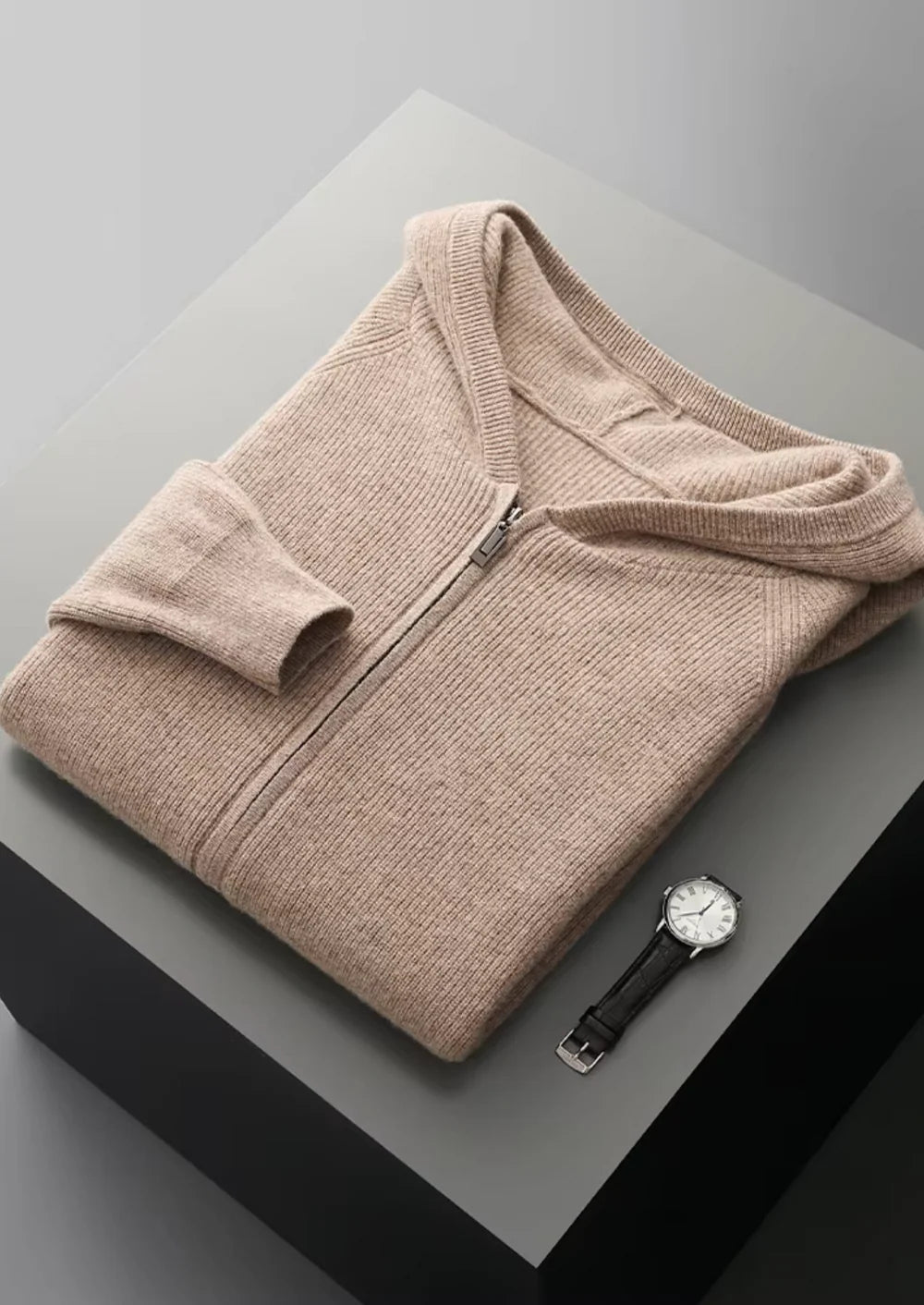 SWEAT À CAPUCHE ZIPPÉ EN PURE LAINE MÉRINOS EXTRA-FINE