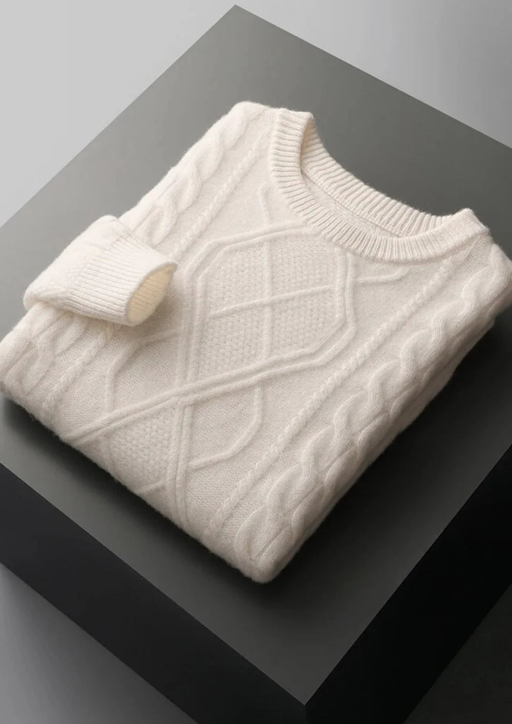 PURE EXTRA-FINE MERINO WOOL WINTERTIME CREWNECK